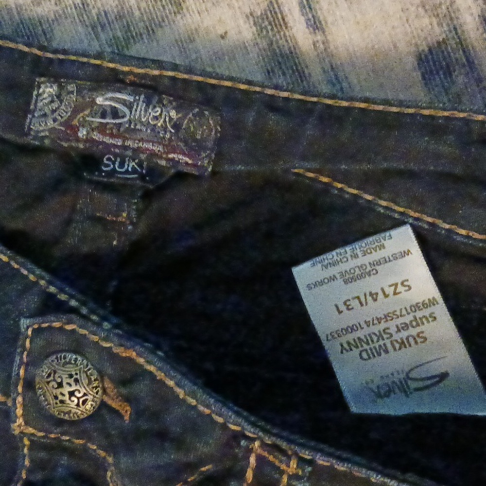 (16) Size 14 Silver suki mid super skinny dark wash flap pockets